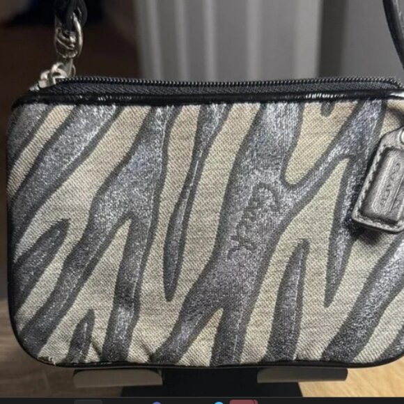 Coach 6” zebra metallic wristlet coin purse/wallet - Picture 3 of 9
